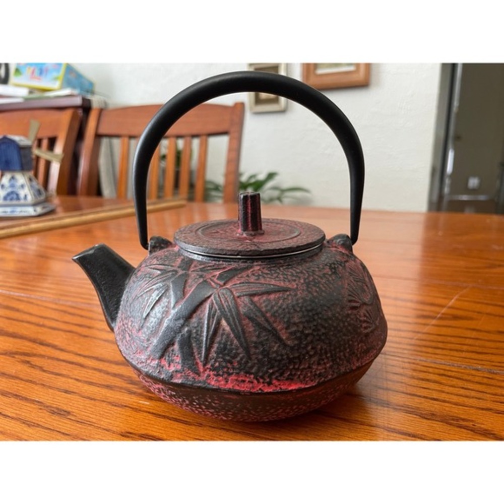 Cast Iron Tea Pot Loose Tea Strainer Japanese Tetsubin Teapot Red Black Bamboo - Picture 1 of 9